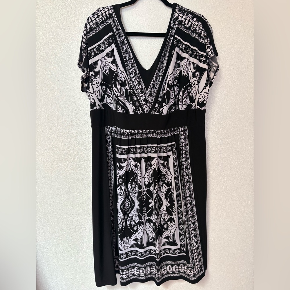 Susan Graver black white printed dress 1X
